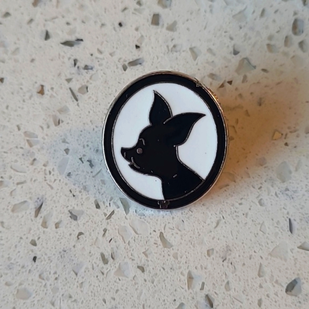 Official Disney Piglet Winnie The Pooh Cameo Pin